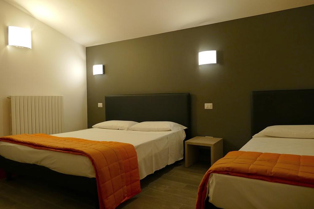 Hotel Desiree San Benedetto del Tronto Exterior foto