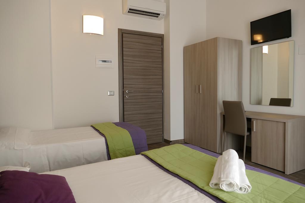 Hotel Desiree San Benedetto del Tronto Exterior foto